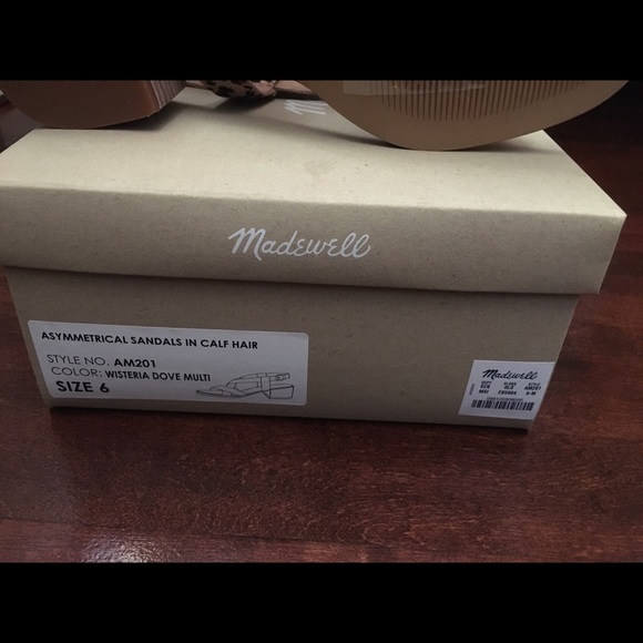 Madewell sandals 6 - Picture 4 of 5